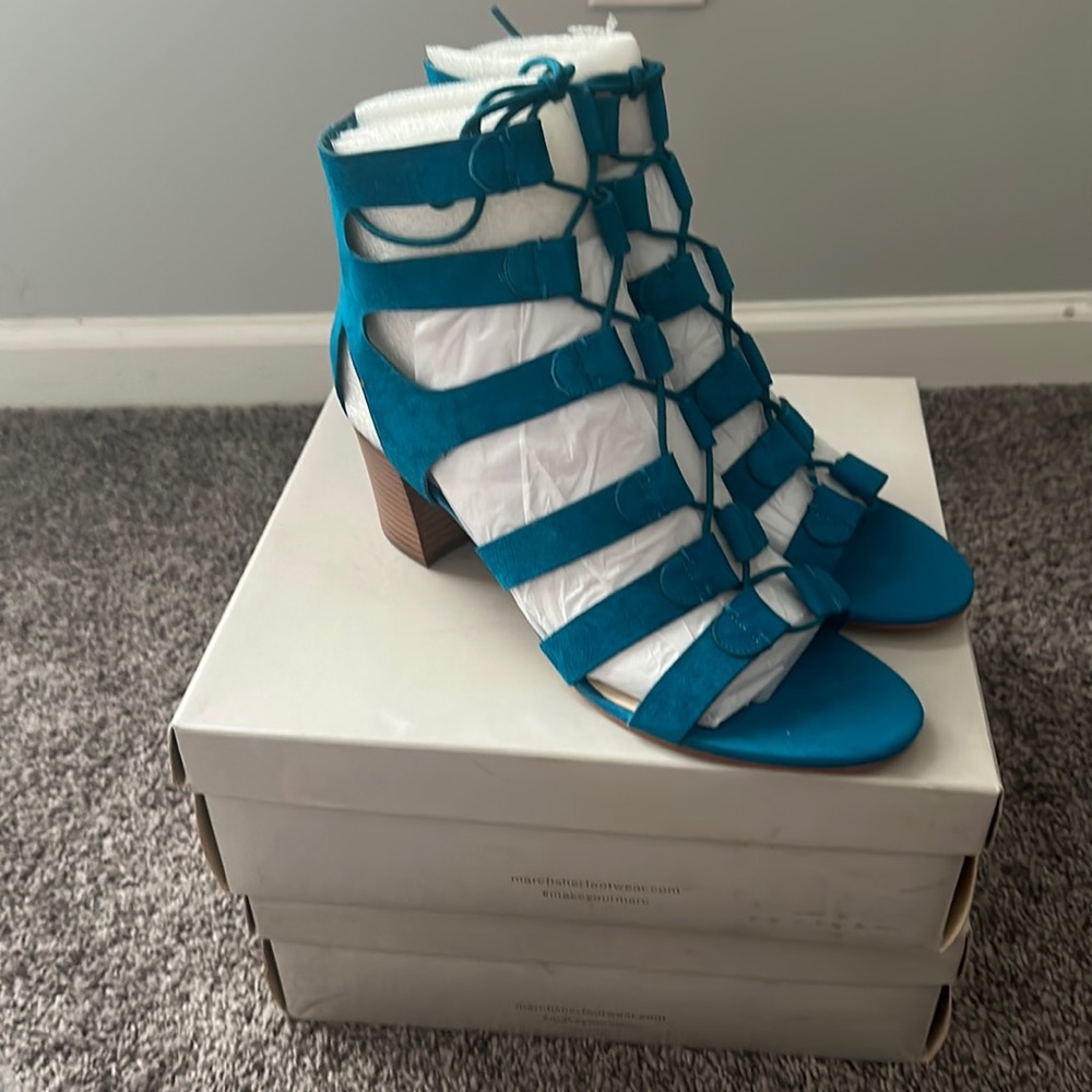 Brand New . The Hue is Blue 💙 . Brand new in box. Ready for Summer